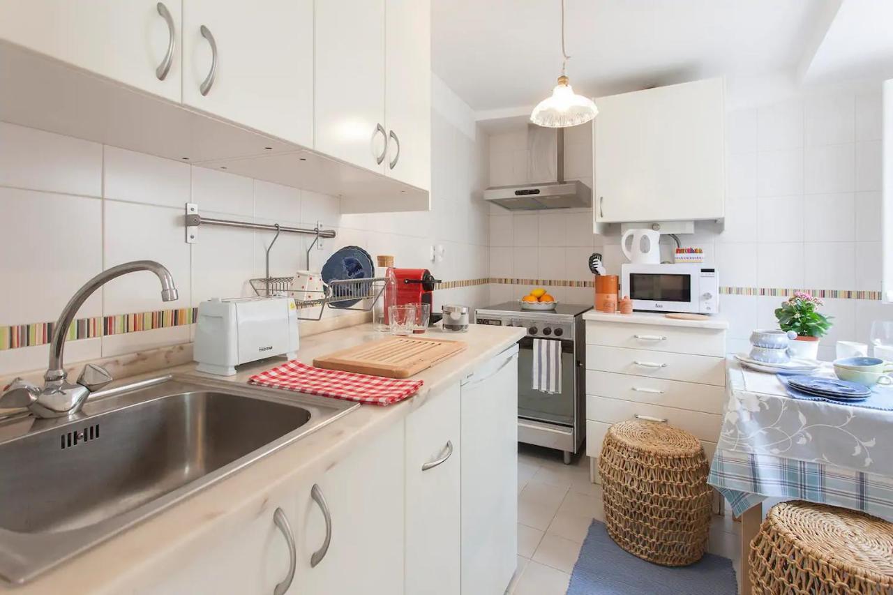 Alfama Charming Apartment, By Timecooler Lisbon Bagian luar foto