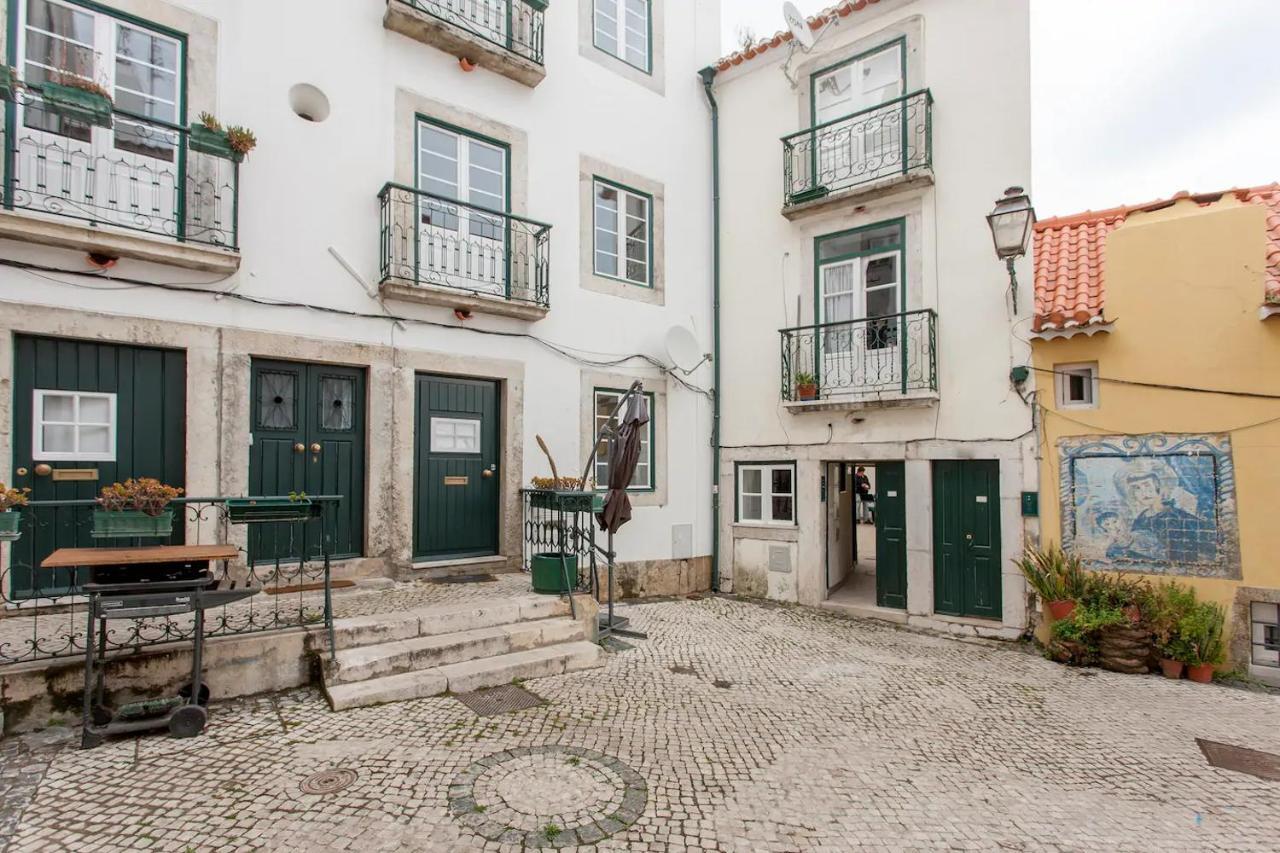 Alfama Charming Apartment, By Timecooler Lisbon Bagian luar foto